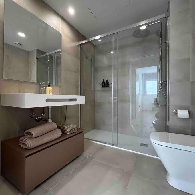 Apartament Estrenalo A Minutos De Bcn Sant Feliu de Llobregat Zewnętrze zdjęcie