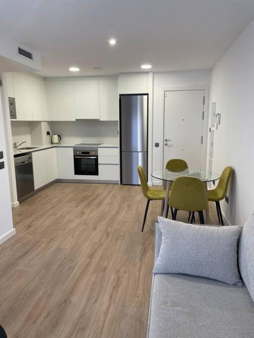 Apartament Estrenalo A Minutos De Bcn Sant Feliu de Llobregat Zewnętrze zdjęcie